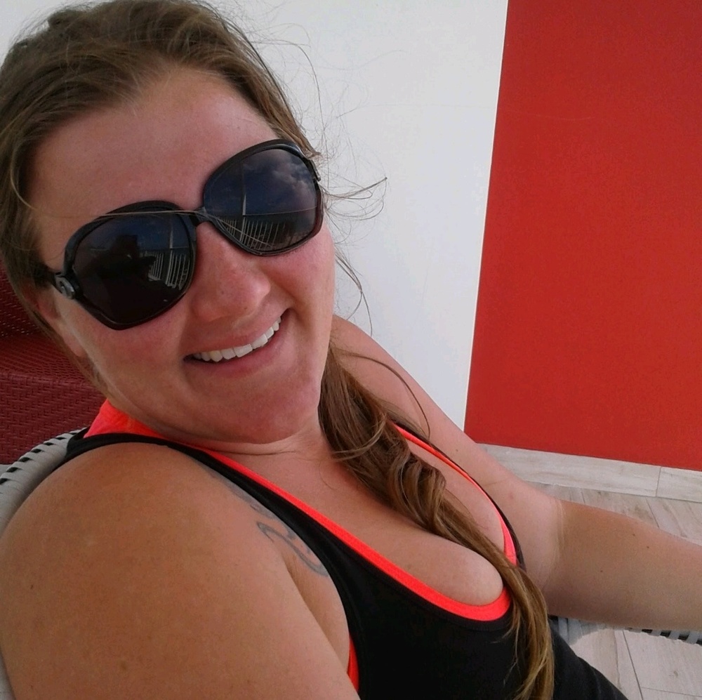 Meet your Posher, Leah